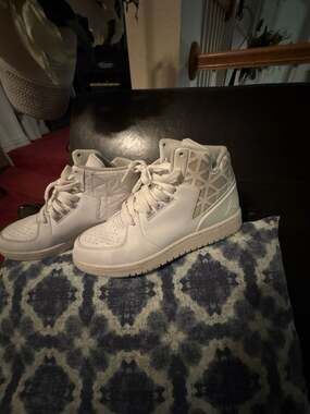 Air Jordan 1 Flight 3 BG Triple White 707320-100 Youth Size 5.5Y